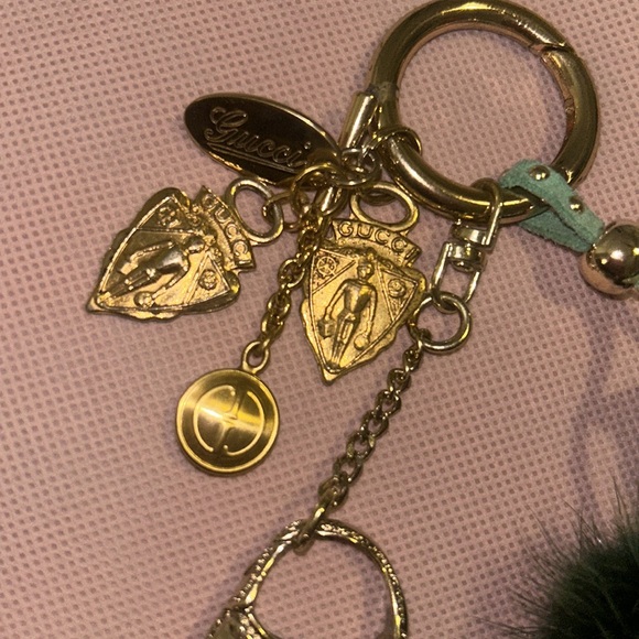 GG Gucci Keychain - Picture 2 of 4